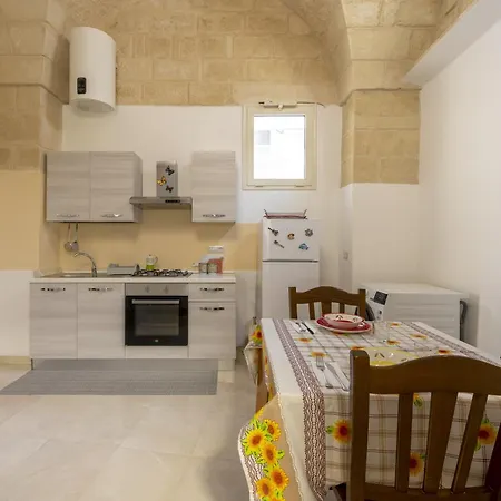 La Corte Della Zia Santa - Lecce
